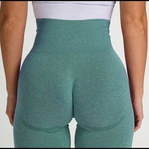 Dark green seamless contour bike shorts unbranded